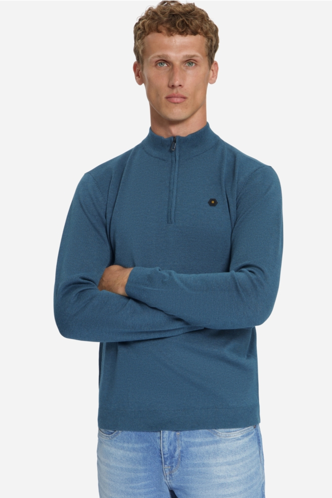 NO-EXCESS blauwe heren trui | Model vooraanzicht