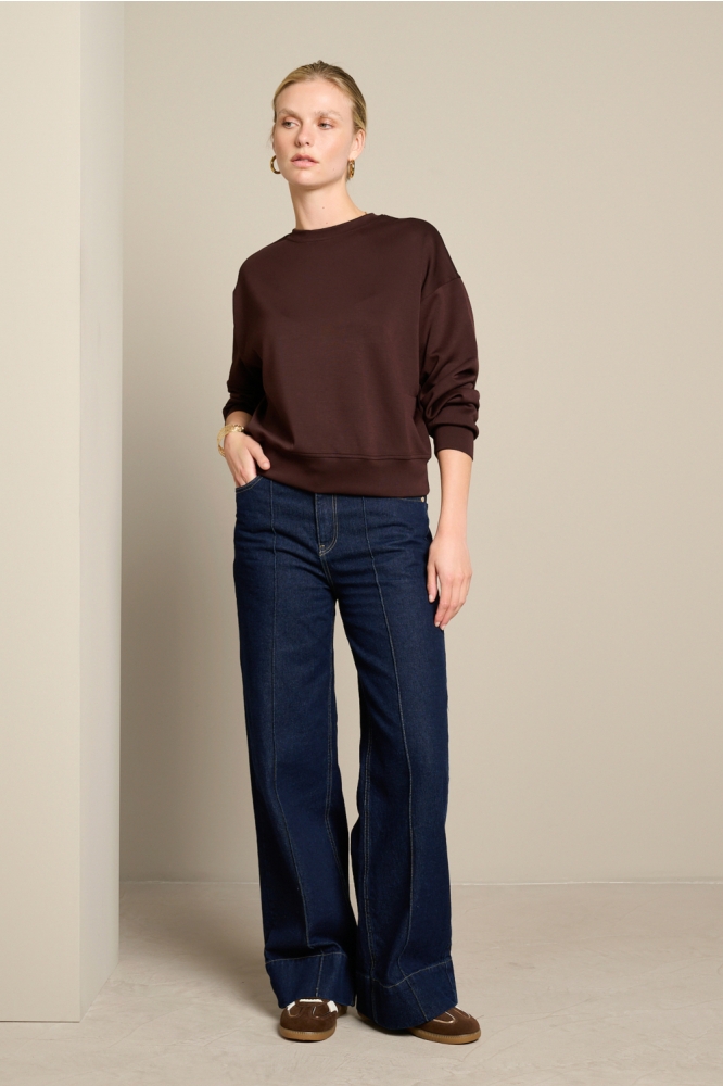 LolaLiza bruine dames sweater | Model