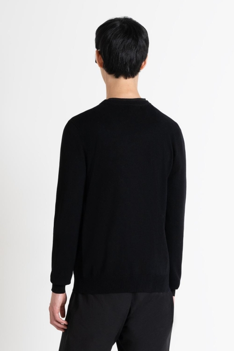 Antony Morato zwarte heren trui | Model achteraanzicht