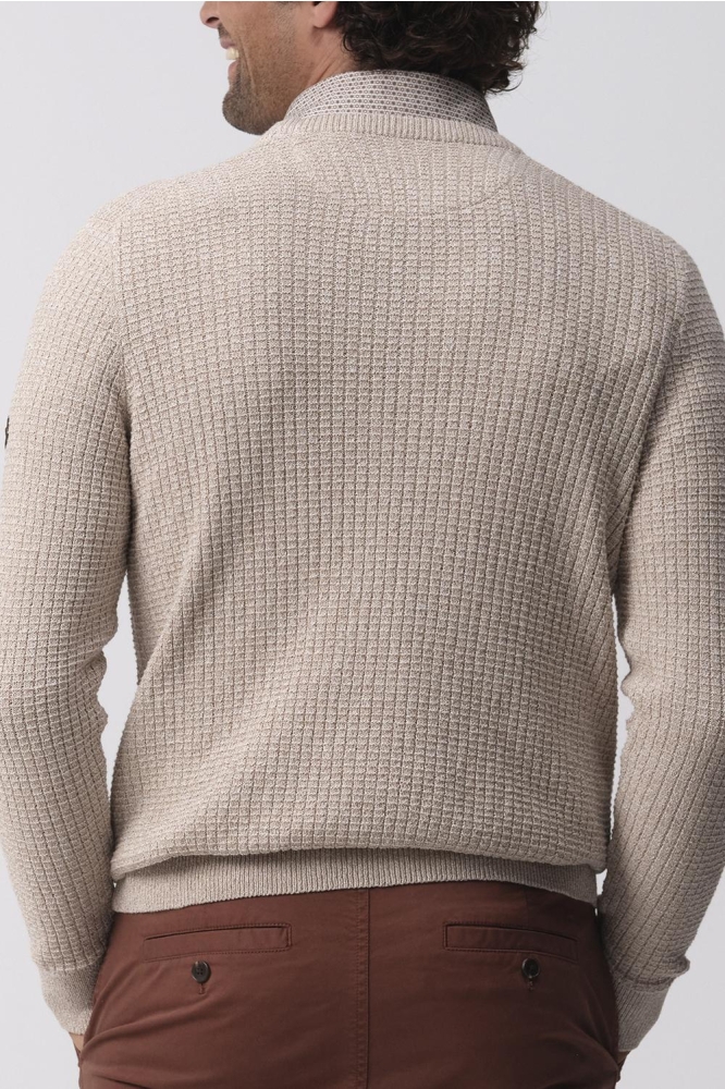 Campbell beige heren trui | Model achteraanzicht