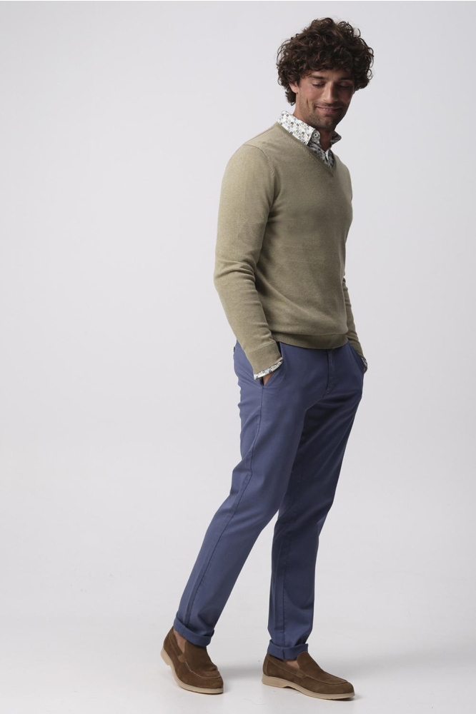 Campbell groene heren trui | Model zijaanzicht