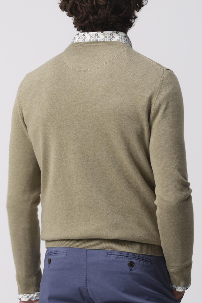 Campbell groene heren trui | Model achteraanzicht