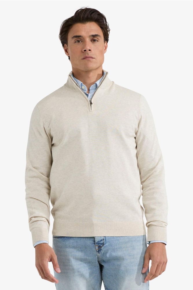 McGregor beige heren trui | Model vooraanzicht