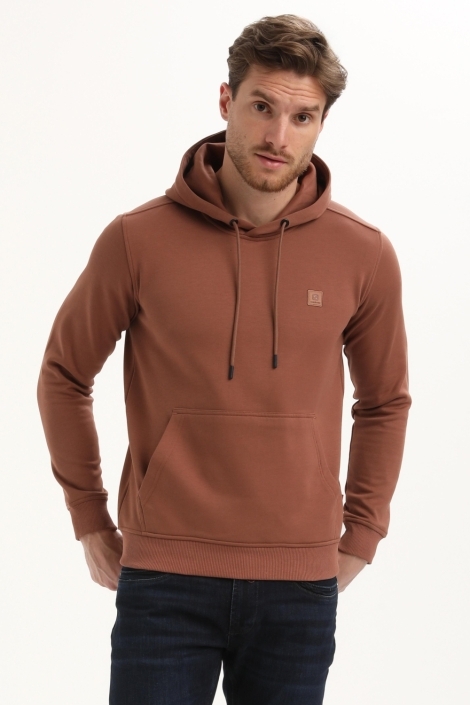 Gabbiano camel heren sweater | Model vooraanzicht