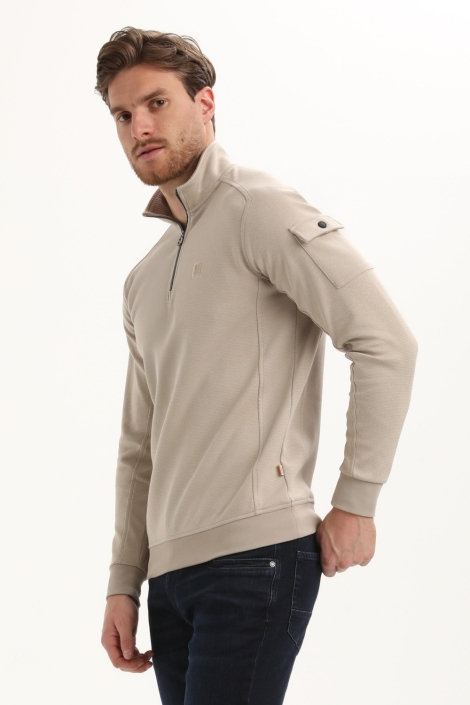 Gabbiano beige heren sweater | Model zijaanzicht