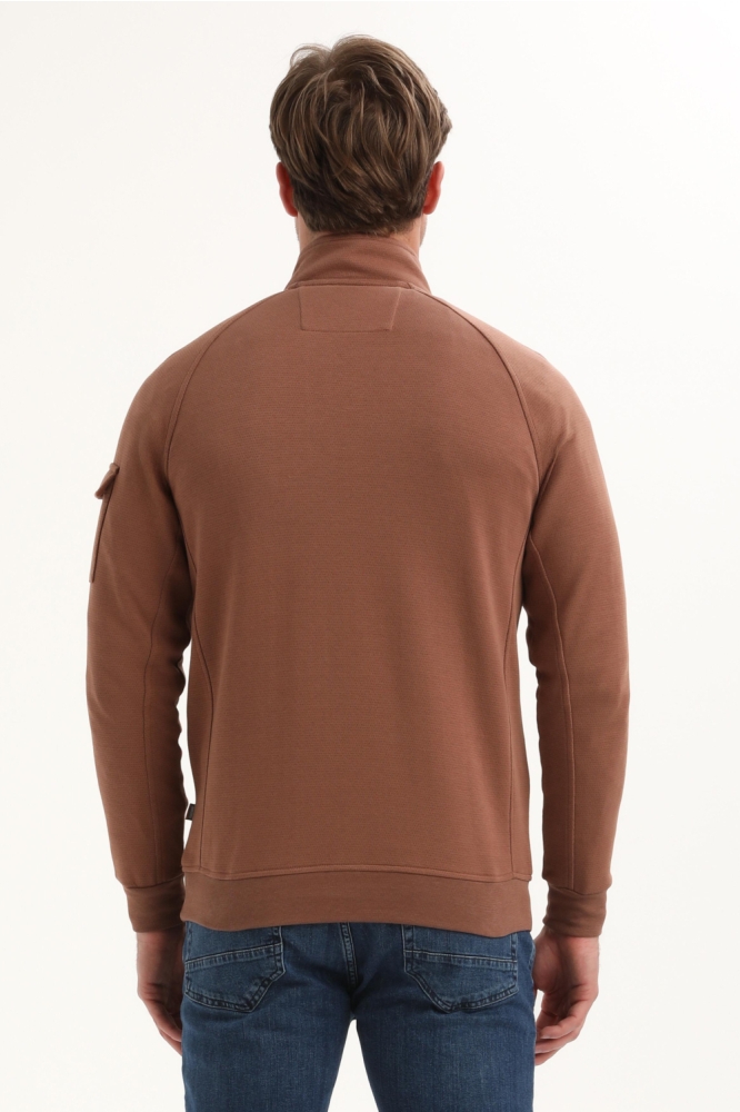 Gabbiano oranje heren sweater | Model achteraanzicht