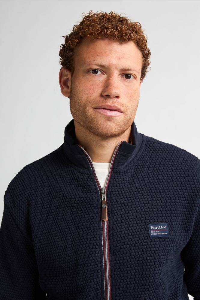 Petrol Industries blauwe heren vest | Close up