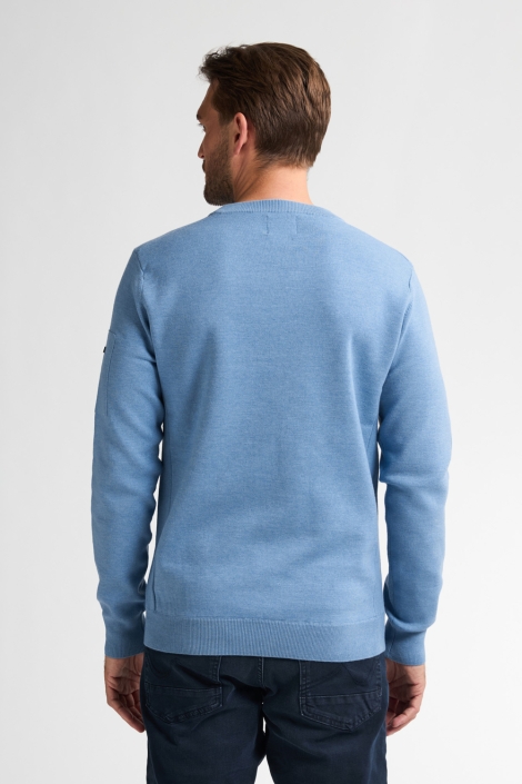 Petrol Industries blauwe heren trui | Model achteraanzicht