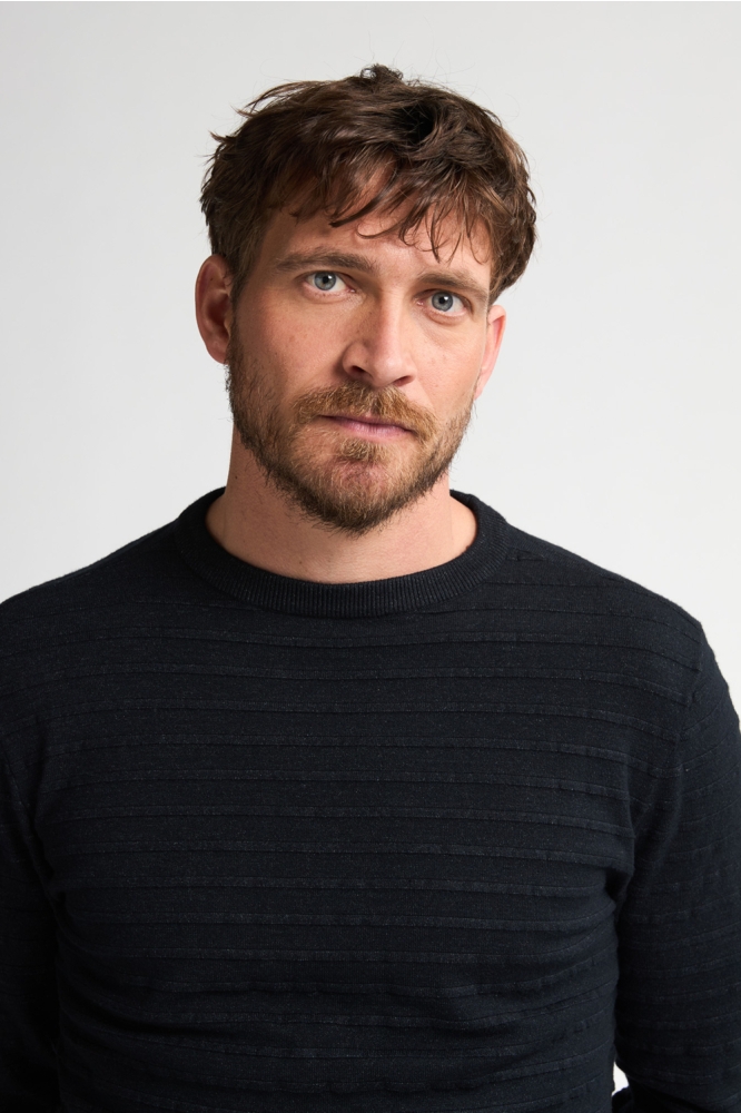 Petrol Industries zwarte heren trui | Close up