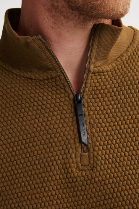 Petrol Industries bruine heren trui | Close up