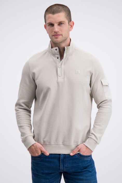 Gabbiano beige heren trui | Model vooraanzicht