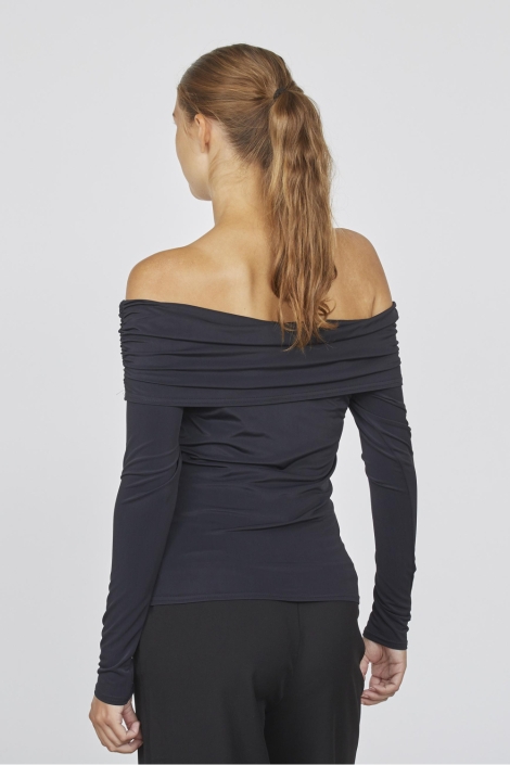 SisterS point zwarte dames t-shirt | Model achteraanzicht