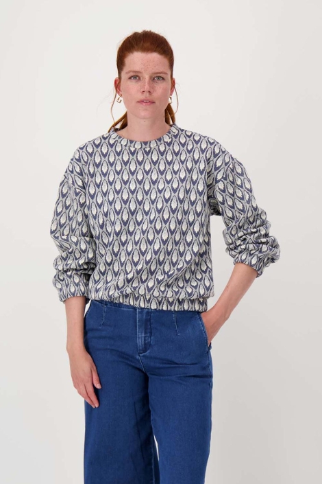 Zusss blauwe dames sweater | Model vooraanzicht