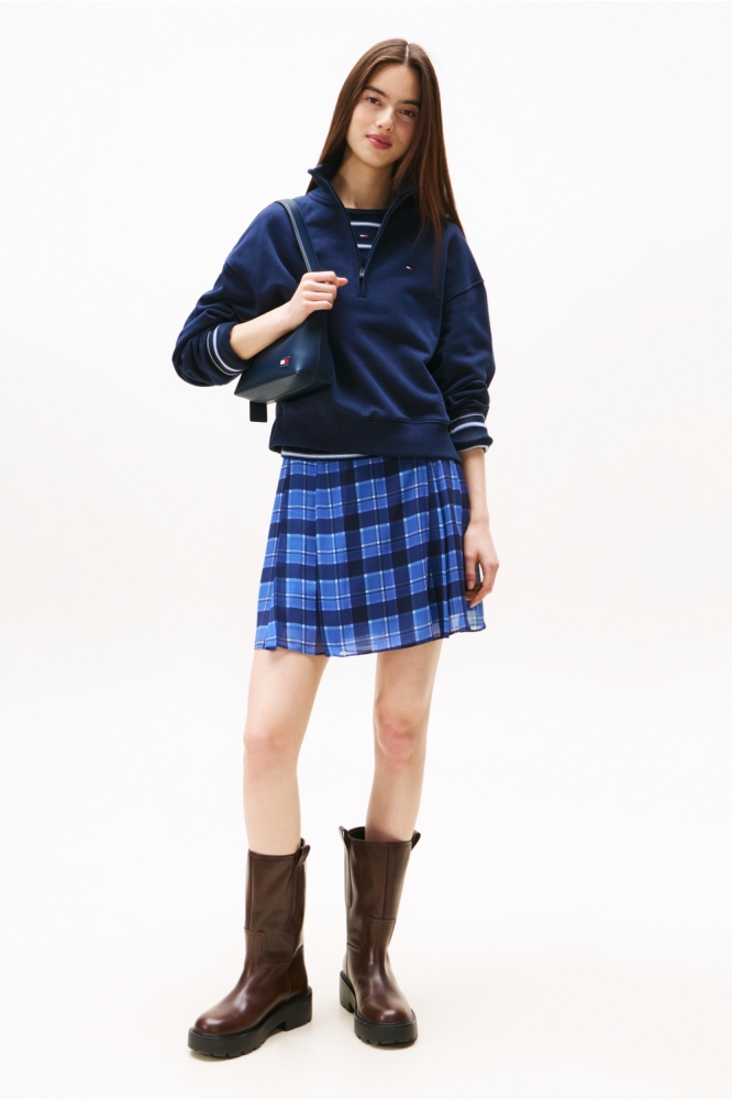 Tommy Jeans blauwe dames sweater | Model