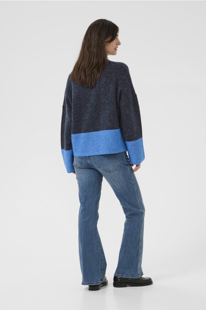 Culture blauwe dames trui | Model