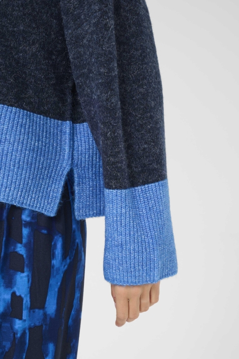 Culture blauwe dames trui | Close up