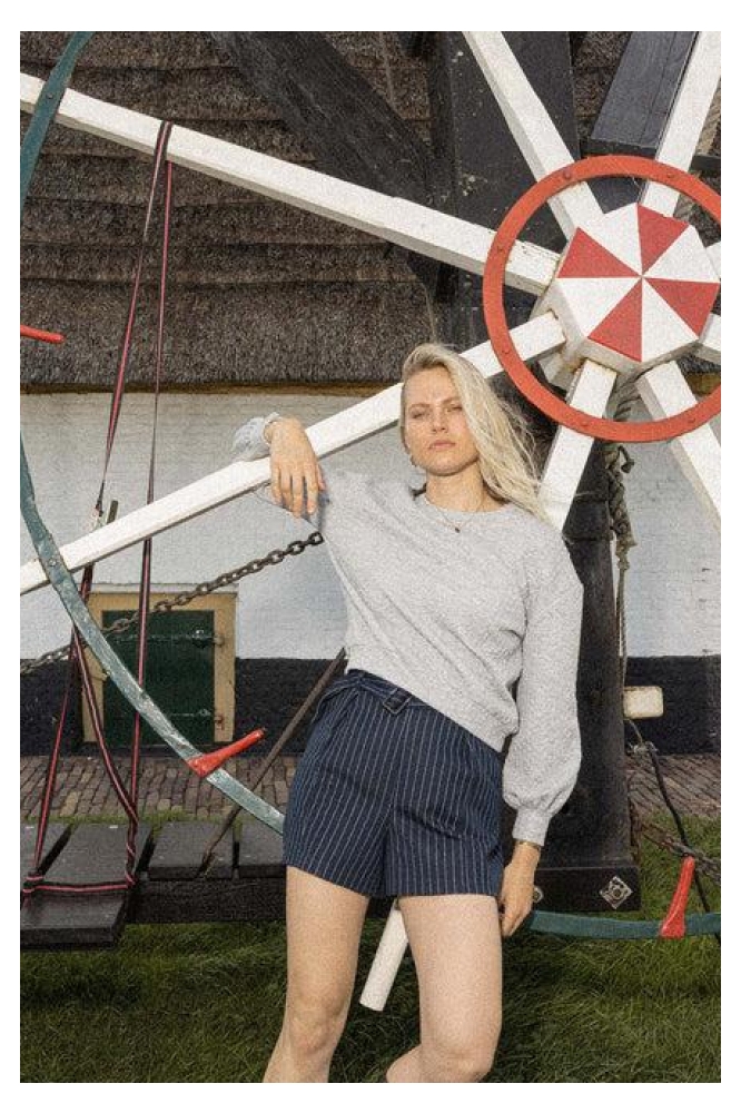 Zusss grijze dames trui | Sfeerbeeld, In situatie