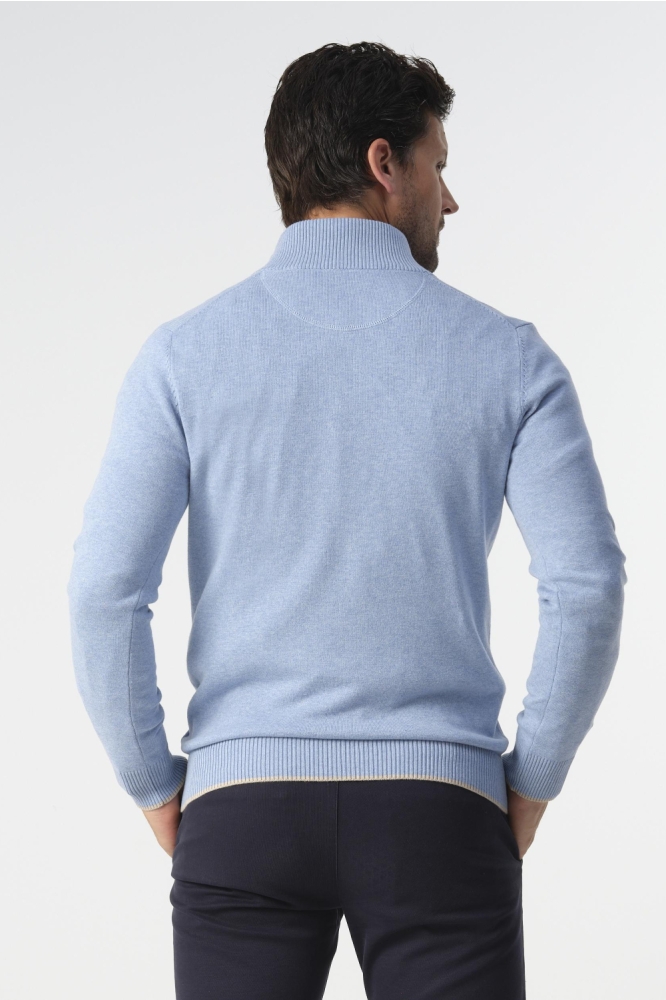 Campbell blauwe heren trui | Model achteraanzicht