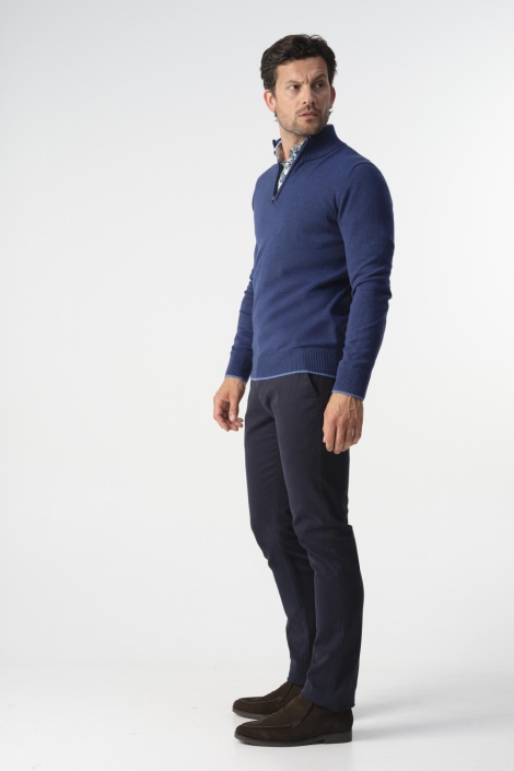 Campbell blauwe heren trui | Model