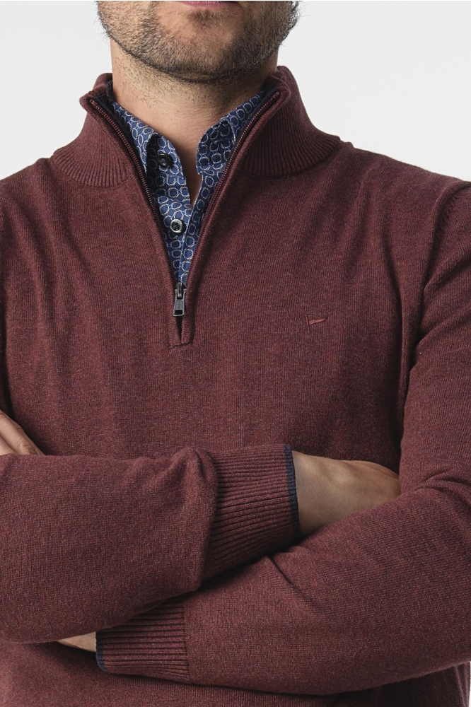 Campbell rode heren trui | Close up