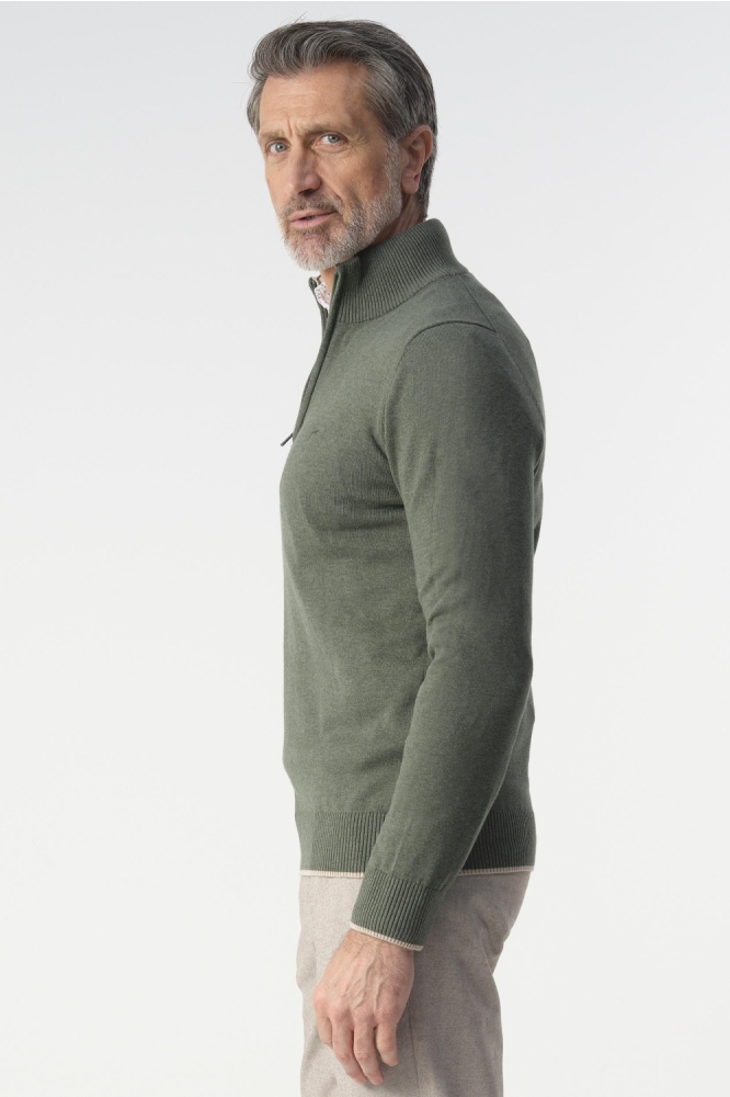 Campbell groene heren trui | Model zijaanzicht