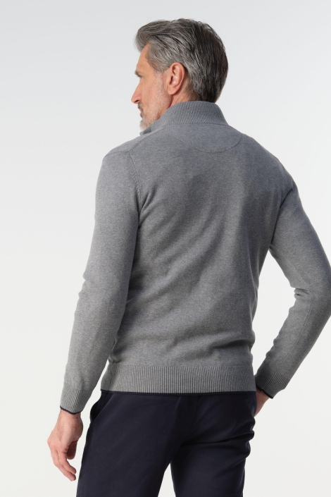 Campbell grijze heren trui | Model achteraanzicht
