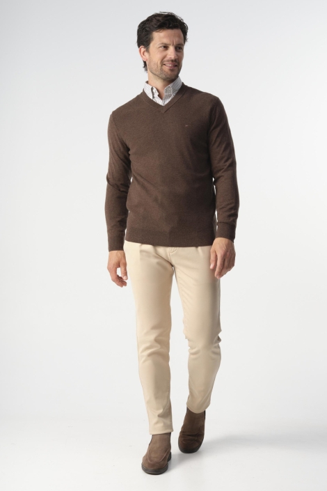 Campbell bruine heren trui | Model