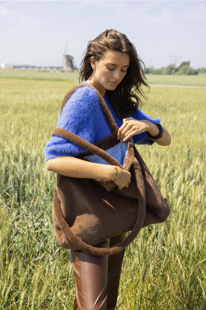 Zusss blauwe dames trui | Sfeerbeeld, In situatie