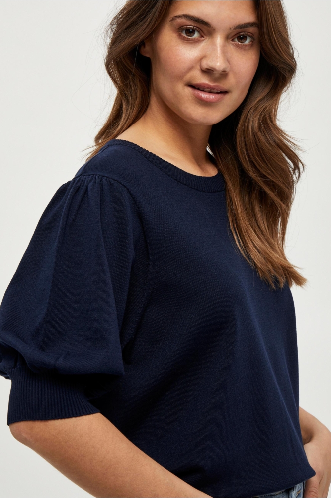 Minus blauwe dames trui | Close up