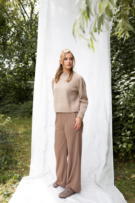 I-coni-K beige dames trui | Model