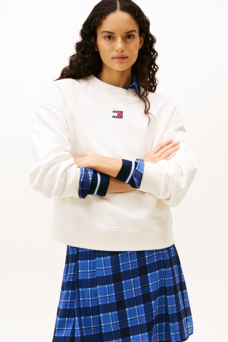 Tommy Jeans witte dames sweater | Model vooraanzicht