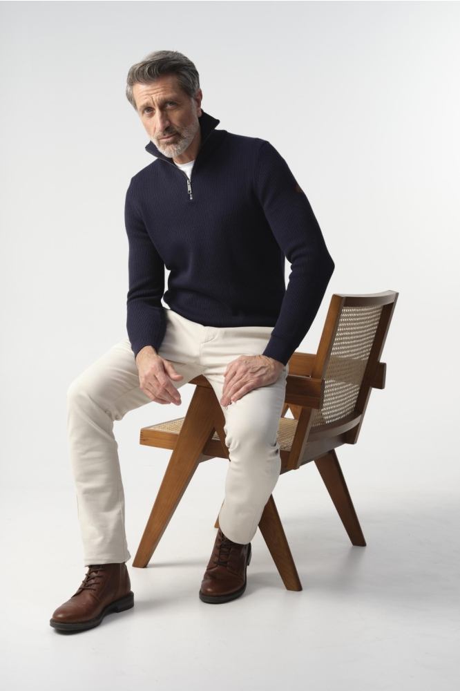 Campbell blauwe heren trui | Model