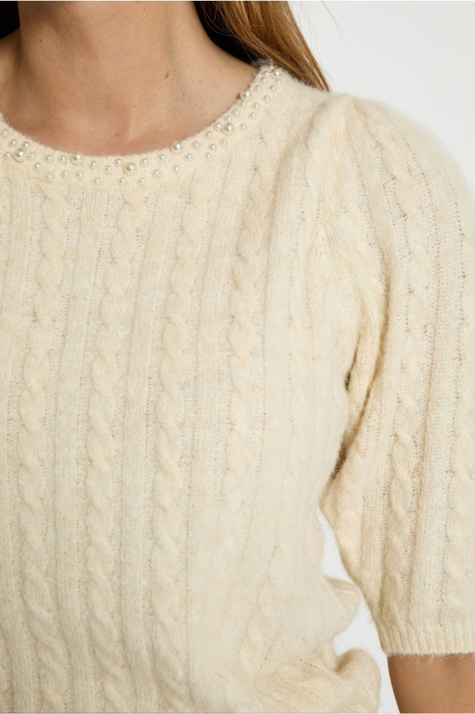 Peppercorn ecru dames trui | Close up