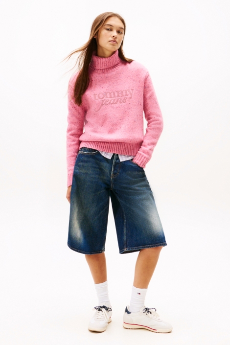 Tommy Jeans roze dames trui | Model