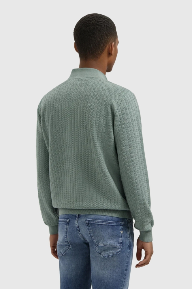 Pure Path groene heren trui | Model achteraanzicht