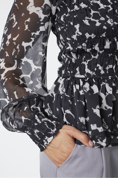 SisterS point zwarte dames blouse | Close up