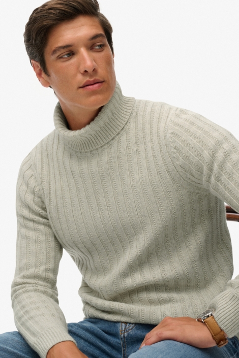 Superdry beige heren trui | Model vooraanzicht