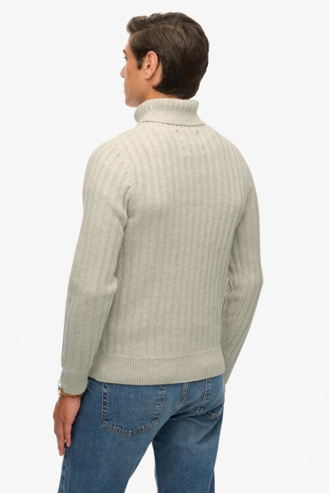 Superdry beige heren trui | Model achteraanzicht