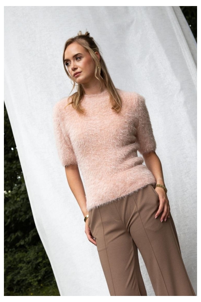 I-coni-K roze dames trui | Model vooraanzicht