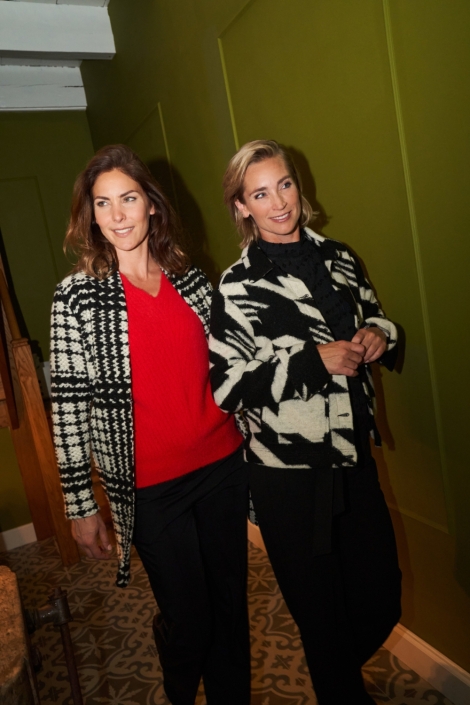 NED rode dames trui | Sfeerbeeld, In situatie