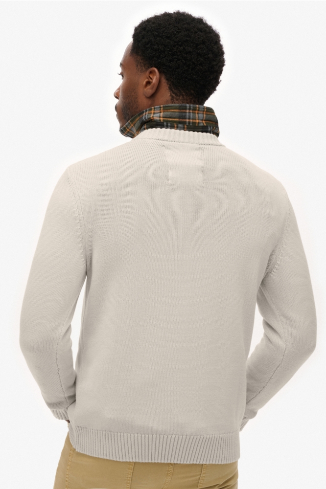 Superdry beige heren trui | Model achteraanzicht
