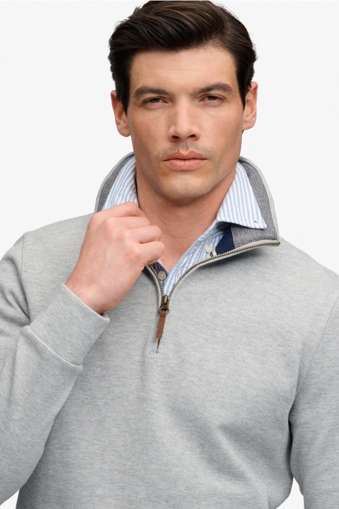 Superdry grijze heren trui | Close up