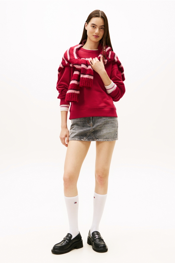 Tommy Jeans rode dames sweater | Model