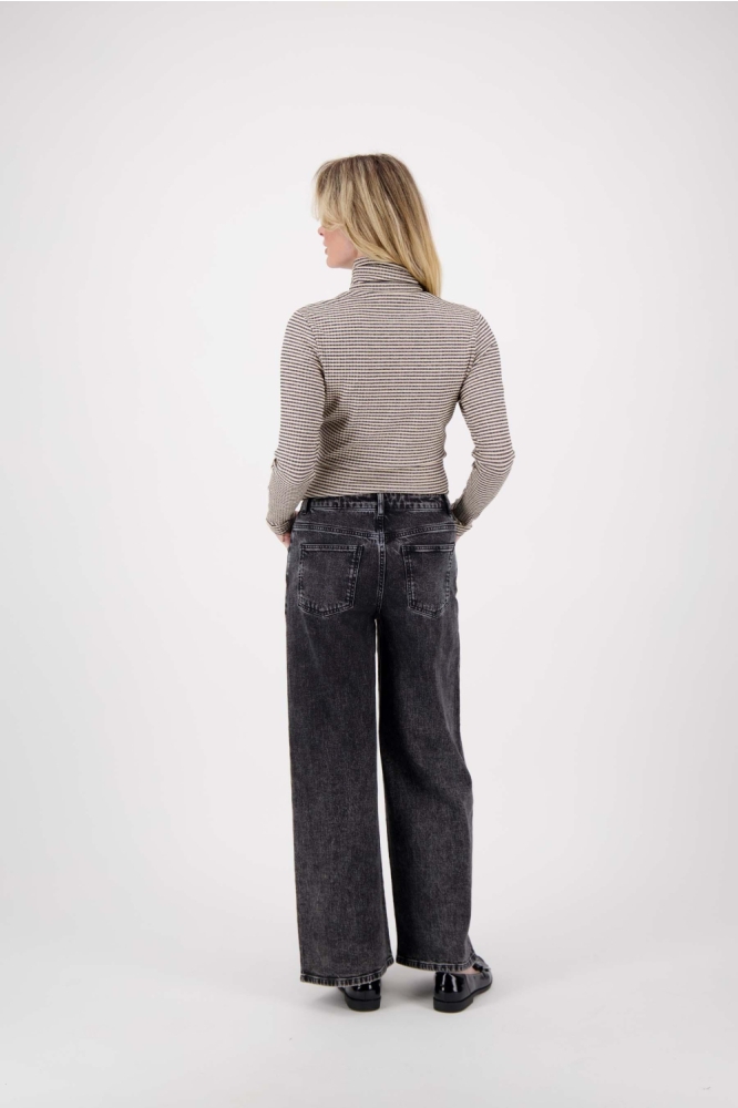 Zusss beige dames t-shirt | Model