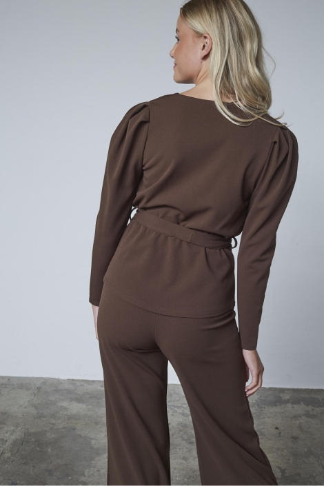 SisterS point bruine dames t-shirt | Model achteraanzicht