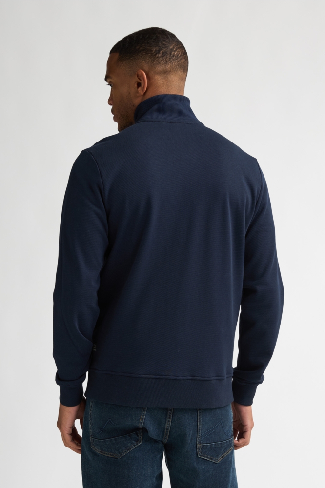 Petrol Industries blauwe heren vest | Model achteraanzicht