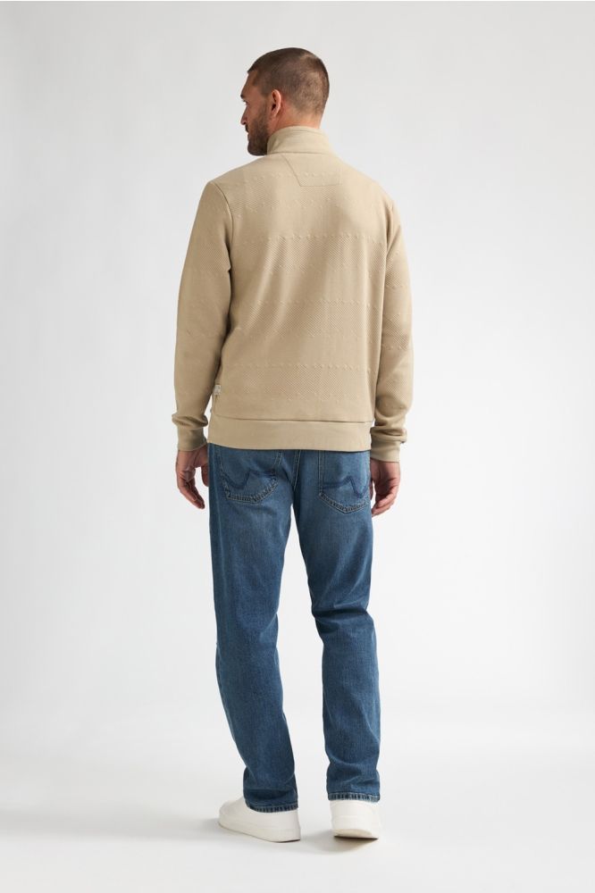 Petrol Industries beige heren vest | Model achteraanzicht