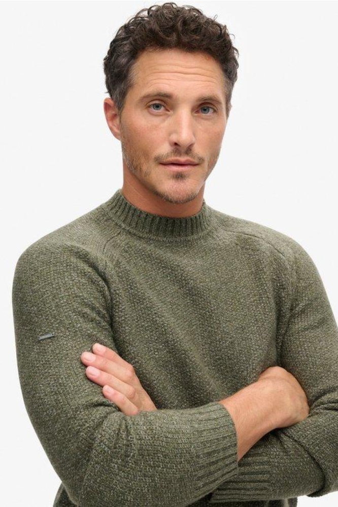 Superdry groene heren trui | Close up
