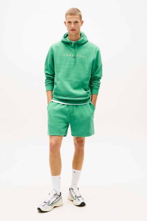 Tommy Jeans groene heren sweater | Model