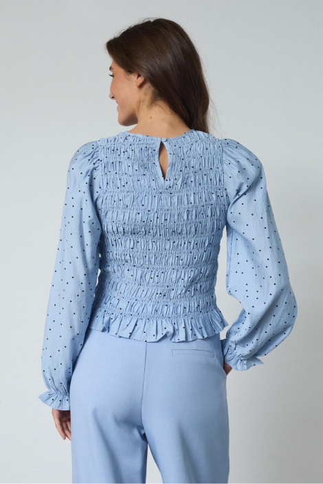 SisterS point blauwe dames blouse | Model achteraanzicht